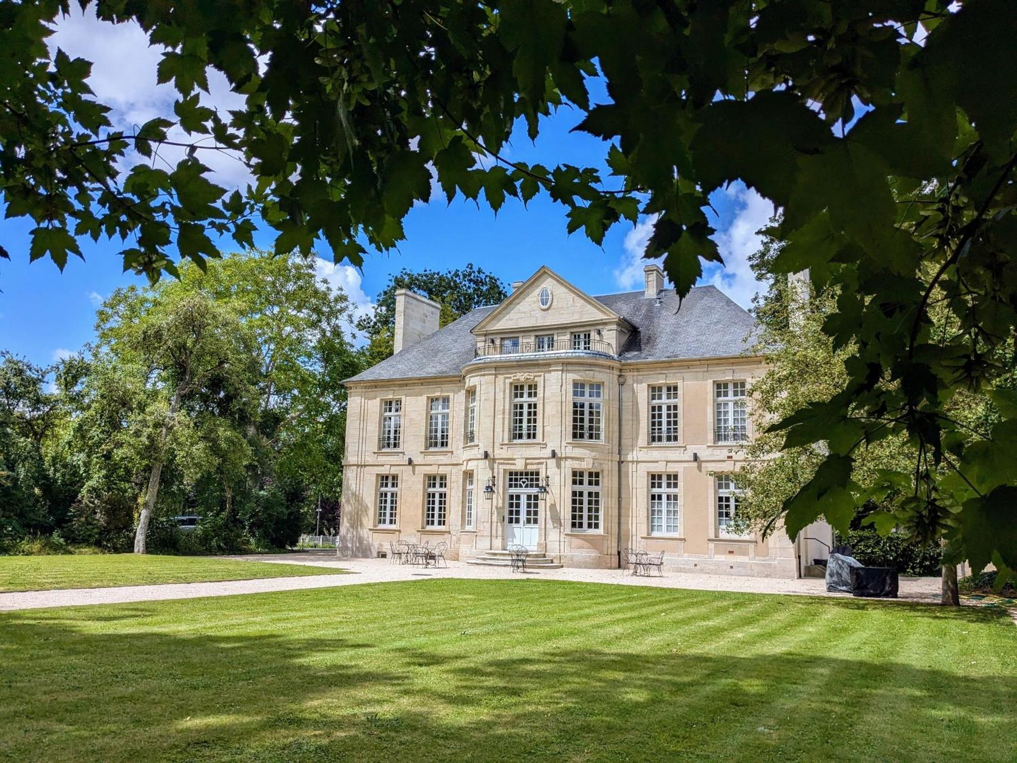 Hotel 4 Etoiles Chateau - Domaine De Coeurmandie Beny-sur-Mer Esterno foto